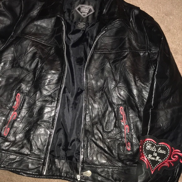 ⭐️ Genuine Leather “Girls just want to have fun” - Picture 3 of 5